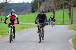 Saint-Romain-Lachalm : 440 randonneurs à pied et VTT sur le 6e Bad&#039;in Tour