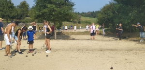 Saint-Maurice-de-Lignon : pétanque et potée, menu gagnant des Amis de Loucéa