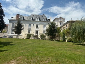 Saint-André-de-Chalencon : le château de Chazelles change de propriétaires