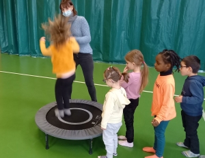 Téléthon à Monistrol : les écoliers de Lucie-Aubrac plein d&#039;énergie