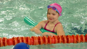 Dunières : une démonstration de l’école de natation à la piscine intercommunale