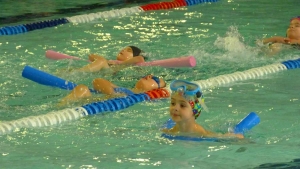 Dunières : une démonstration de l’école de natation à la piscine intercommunale