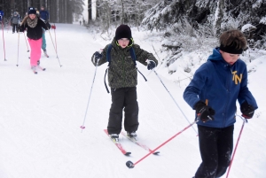 Queyrières : le mardi, c&#039;est leçon de ski pour les écoliers