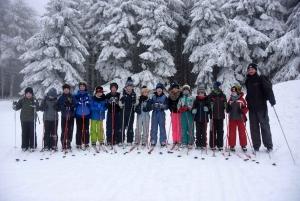 Queyrières : le mardi, c&#039;est leçon de ski pour les écoliers