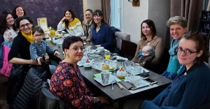 Les classards de la 2003 d&#039;Yssingeaux se retrouvent à l&#039;heure du petit-déjeuner