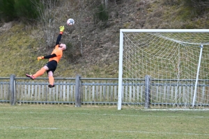 Foot, R2 : Sucs et Lignon reprend sa marche en avant