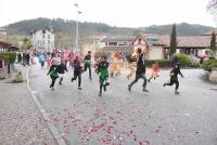 Vorey-sur-Arzon : après le défilé déguisé... la course de couleurs