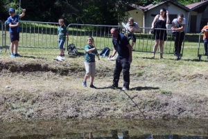 Sainte-Sigolène : des poissons et des enfants à la pêche à Vaubarlet