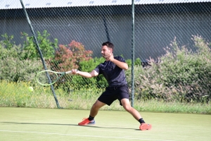 Tennis : Jules Tavernier prend sa revanche sur Matéo Rouchouse à Monistrol