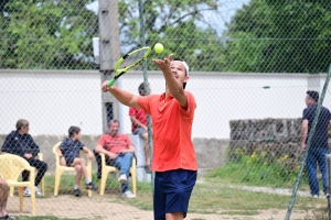 Tennis : Jules Tavernier prend sa revanche sur Matéo Rouchouse à Monistrol