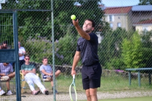 Tennis : Jules Tavernier prend sa revanche sur Matéo Rouchouse à Monistrol