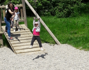 Bas-en-Basset : les maternelles de l&#039;école Louise-Michel à la campagne pour une journée