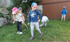 Bas-en-Basset : les maternelles de l&#039;école Louise-Michel à la campagne pour une journée