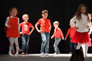 Grazac : les écoliers sur scène pour leur spectacle de Noël