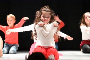 Grazac : les écoliers sur scène pour leur spectacle de Noël