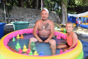 Saint-Maurice-de-Lignon : tout le monde à l&#039;eau dans le parc de Maubourg