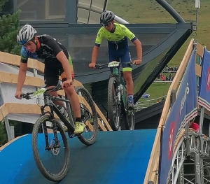 Le groupe cyclo de Montfaucon en déplacement aux Ménuires