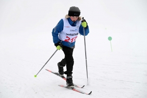 Les skieurs bravent le brouillard aux championnats de ski de fond aux Estables