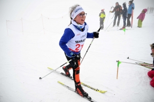 Les skieurs bravent le brouillard aux championnats de ski de fond aux Estables