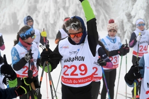 Les skieurs bravent le brouillard aux championnats de ski de fond aux Estables