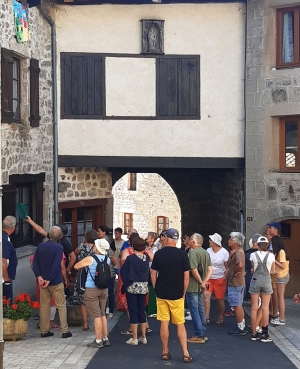 Saint-Pal-de-Chalencon : 35 participants à une « visite - apéro »