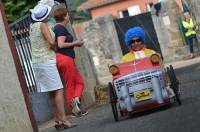 Saint-Vincent : les fous du volant pour la course de voitures à pédales