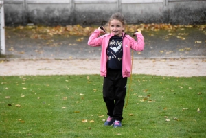 Yssingeaux : les 270 élèves de l&#039;école élémentaire publique à la course des droits de l&#039;enfant