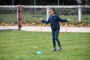 Yssingeaux : les 270 élèves de l&#039;école élémentaire publique à la course des droits de l&#039;enfant