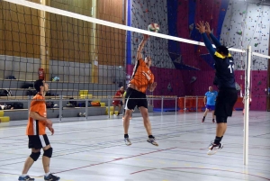 Volley : Saint-Paulien remporte le championnat départemental loisir