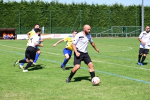 Foot, CF : Le Pertuis sur le fil contre Saint-Pal-de-Mons