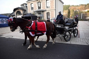 A Dunières, les commerçants ont offert des animations de Noël samedi