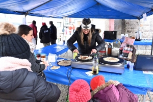 A Dunières, les commerçants ont offert des animations de Noël samedi