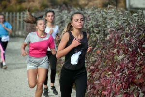 Cross du collège public d&#039;Yssingeaux : les photos des 4e et 3e filles