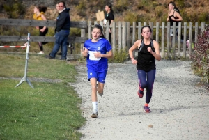 Cross du collège public d&#039;Yssingeaux : les photos des 4e et 3e filles