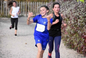 Cross du collège public d&#039;Yssingeaux : les photos des 4e et 3e filles