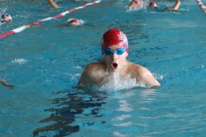 Monistrol-sur-Loire : un 1er meeting départemental de natation... à huit-clos