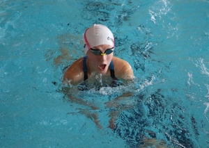 Monistrol-sur-Loire : un 1er meeting départemental de natation... à huit-clos