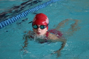 Monistrol-sur-Loire : un 1er meeting départemental de natation... à huit-clos