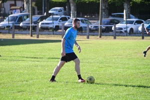 Bas-en-Basset : un match de foot pour fêter le départ d&#039;un collègue