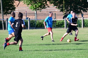 Bas-en-Basset : un match de foot pour fêter le départ d&#039;un collègue