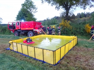 Un entraînement d&#039;envergure des pompiers à Saint-Maurice-de-Lignon pour combattre les feux de forêt