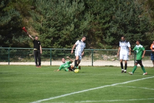 Foot : Aurec-sur-Loire accélère en deuxième mi-temps au Chambon-sur-Lignon