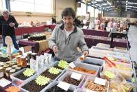 Dunières : un charmant marché de Noël au boulodrome