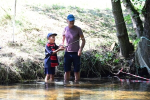 Yssingeaux : les joies de la pêche pour 60 enfants dans l&#039;Auze