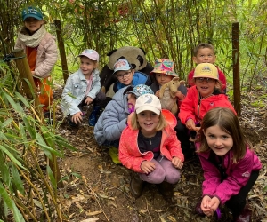 Yssingeaux : pour approndir les 5 sens, les maternelles de Saint-Gabriel visitent le Jardin Mirandou