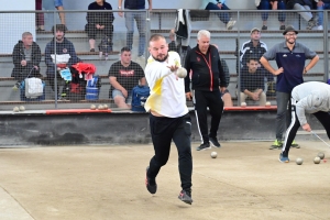 Sainte-Sigolène : le concours de boules lyonnaises de la vogue au complet