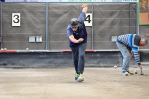 Sainte-Sigolène : le concours de boules lyonnaises de la vogue au complet