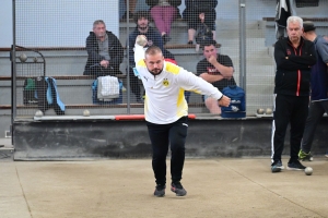 Sainte-Sigolène : le concours de boules lyonnaises de la vogue au complet