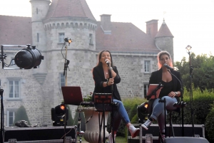 Saint-Romain-Lachalm : le marché d&#039;été a rempli la jauge avec son repas-spectacle