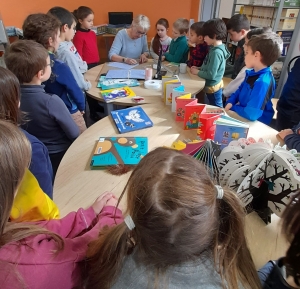 Un atelier à la médiathèque de Monistrol pour les écoliers du Château